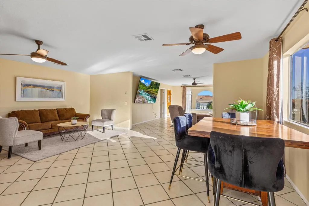 64578 Pinehurst Circle, Desert Hot Springs, California 92240 home-pic-8